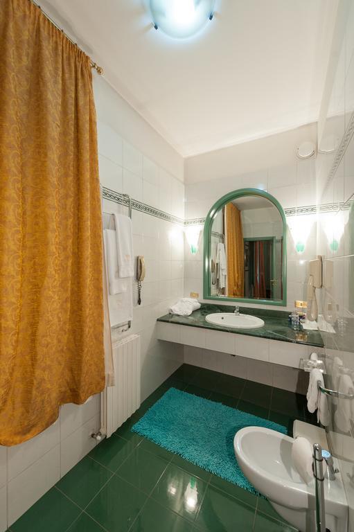 Hotel Villa Giulia Tortona Cameră foto